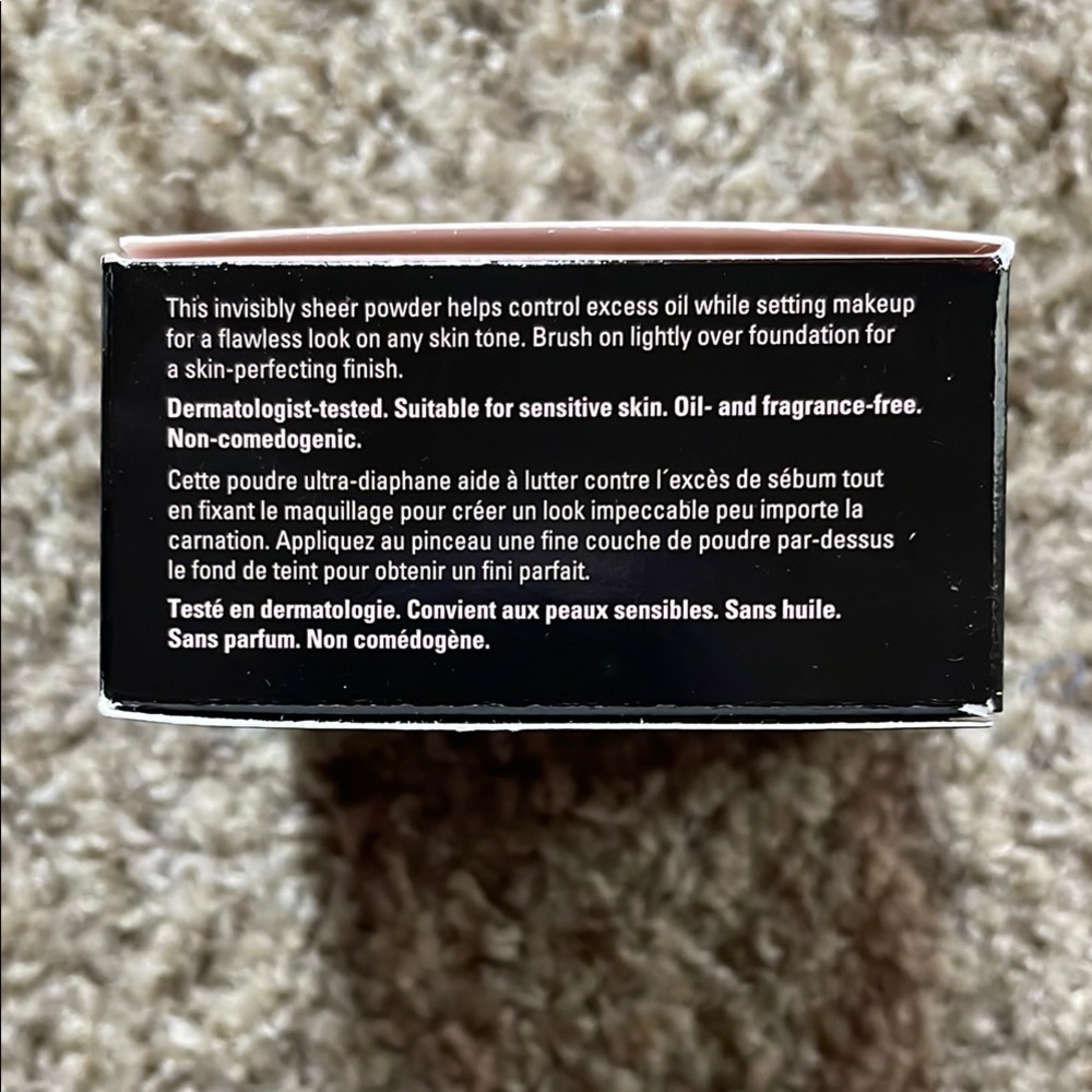 Mary Kay Translucent Loose Powder - Picture 5 of 7